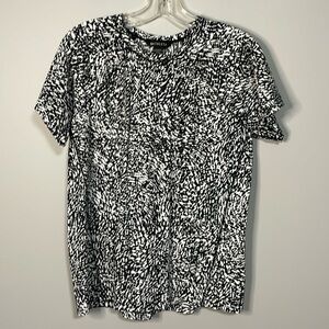 Athleta Black and White Short Sleeve Tee